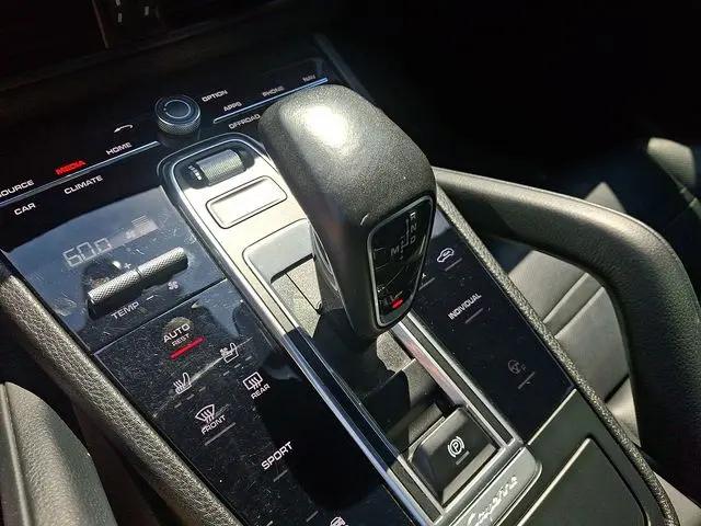 2019 Porsche Cayenne Cayenne