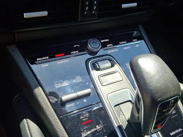 2019 Porsche Cayenne Cayenne