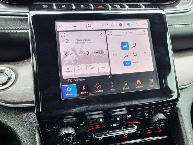 2022 Jeep Grand Cherokee Overland 4x4