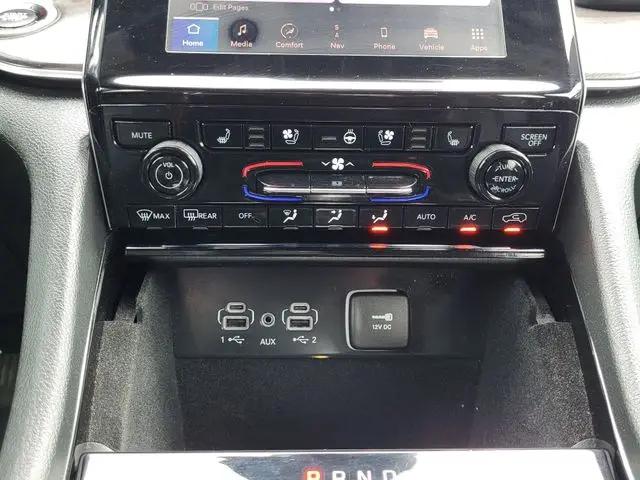 2022 Jeep Grand Cherokee Overland 4x4