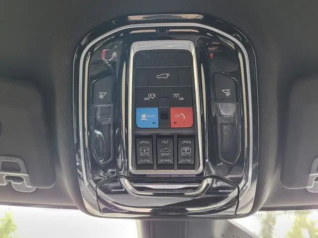 2022 Jeep Grand Cherokee Overland 4x4