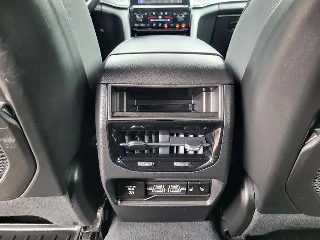 2022 Jeep Grand Cherokee Overland 4x4