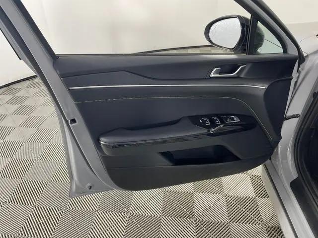2025 Kia K5 GT