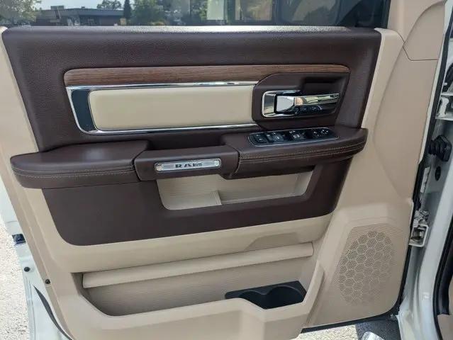 2017 Ram 1500 Laramie Crew Cab 4x2 5'7" Box