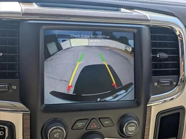 2017 Ram 1500 Laramie Crew Cab 4x2 5'7" Box