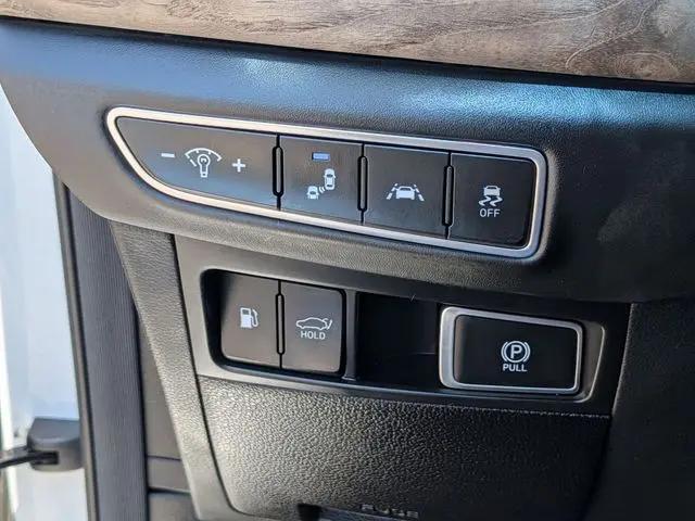 2022 Genesis G90 3.3T Premium AWD