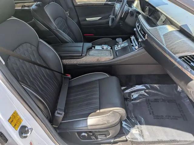 2022 Genesis G90 3.3T Premium AWD