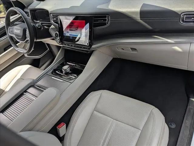 2024 Jeep Wagoneer Series II 4x2