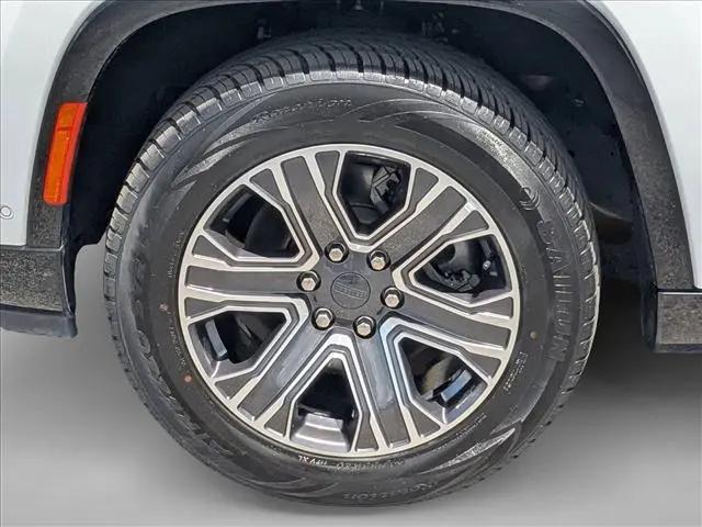 2024 Jeep Wagoneer Series II 4x2