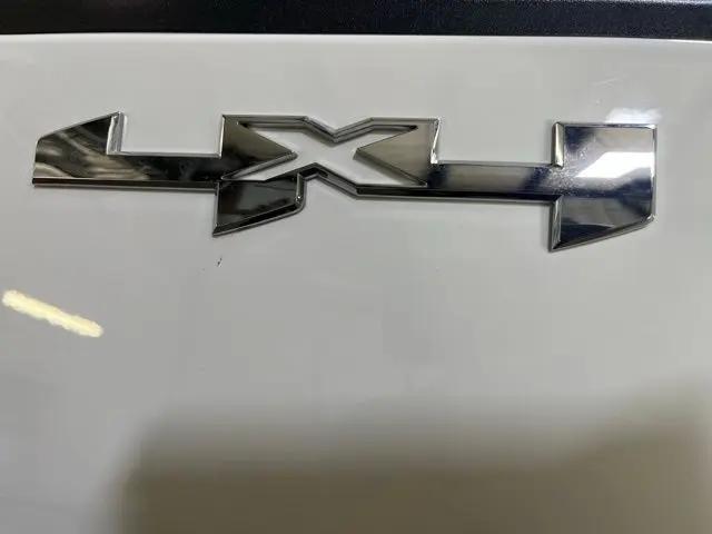 2024 GMC Sierra 3500HD 4WD Crew Cab Long Bed SLE