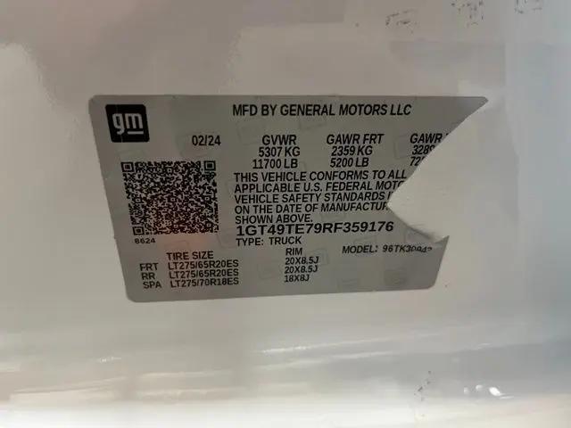 2024 GMC Sierra 3500HD 4WD Crew Cab Long Bed SLE