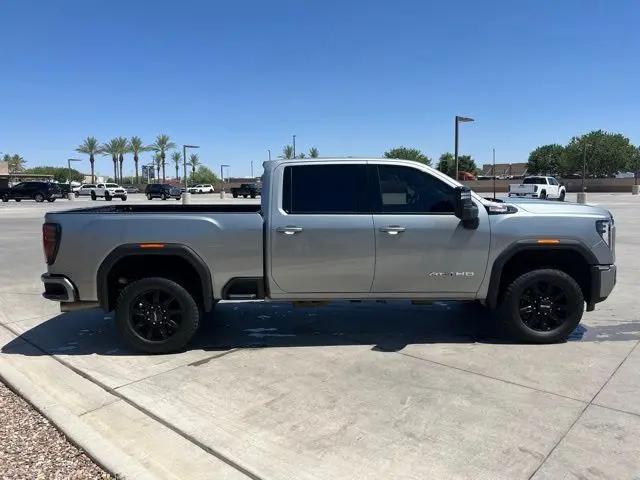 2025 GMC Sierra 2500HD 4WD Crew Cab Standard Bed AT4