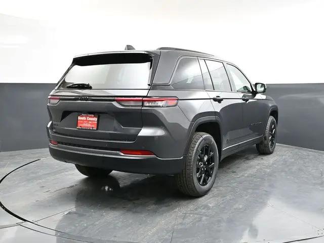 2026 Jeep Grand Cherokee Altitude 4x4
