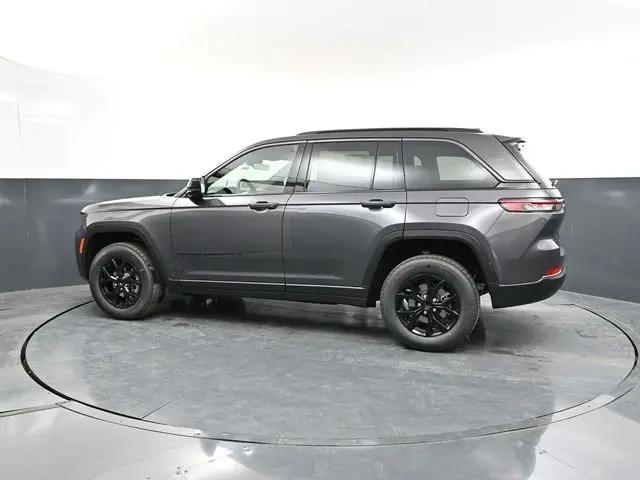 2026 Jeep Grand Cherokee Altitude 4x4