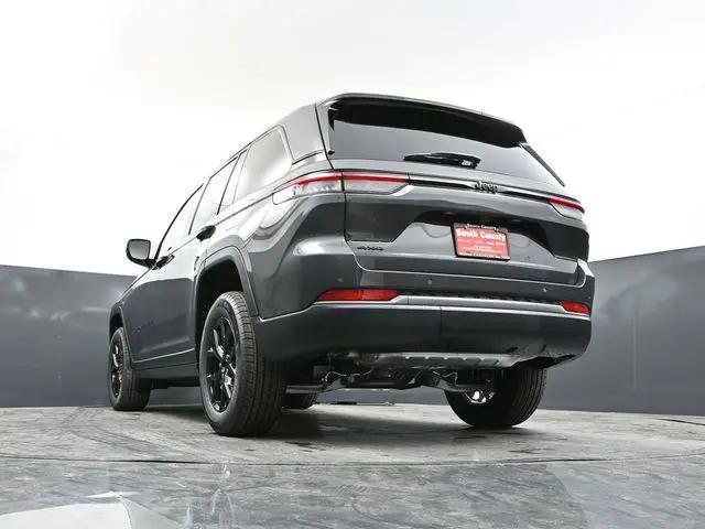 2026 Jeep Grand Cherokee Altitude 4x4