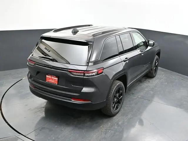 2026 Jeep Grand Cherokee Altitude 4x4