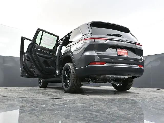 2026 Jeep Grand Cherokee Altitude 4x4