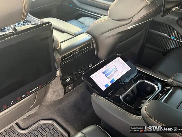 2025 Jeep Grand Wagoneer Series III Obsidian 4x4