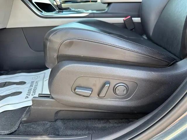 2024 Kia Carnival MPV EX