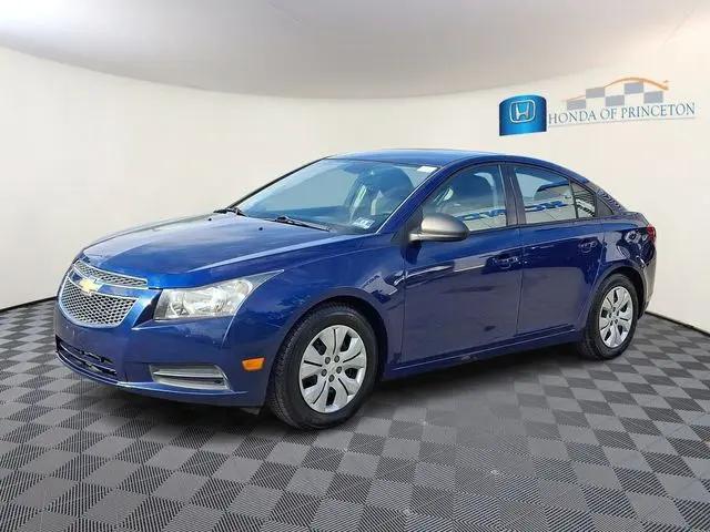 2013 Chevrolet Cruze LS Auto