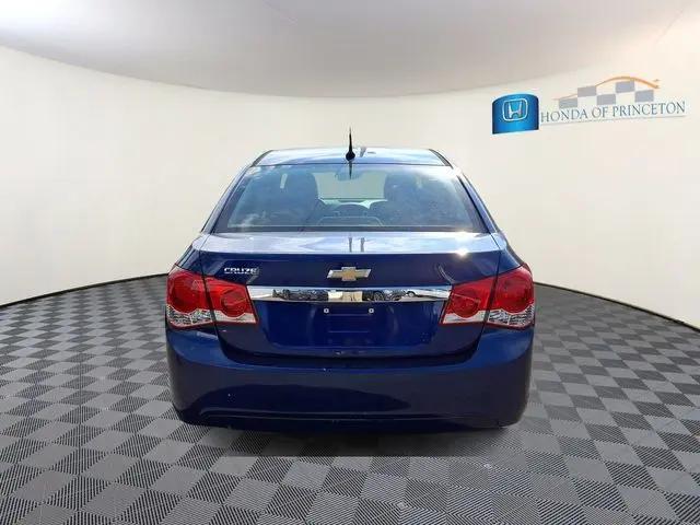 2013 Chevrolet Cruze LS Auto