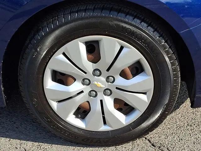 2013 Chevrolet Cruze LS Auto