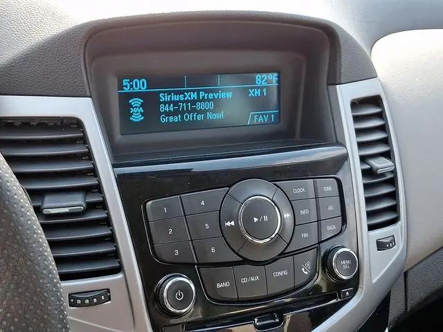 2013 Chevrolet Cruze LS Auto