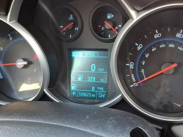 2013 Chevrolet Cruze LS Auto