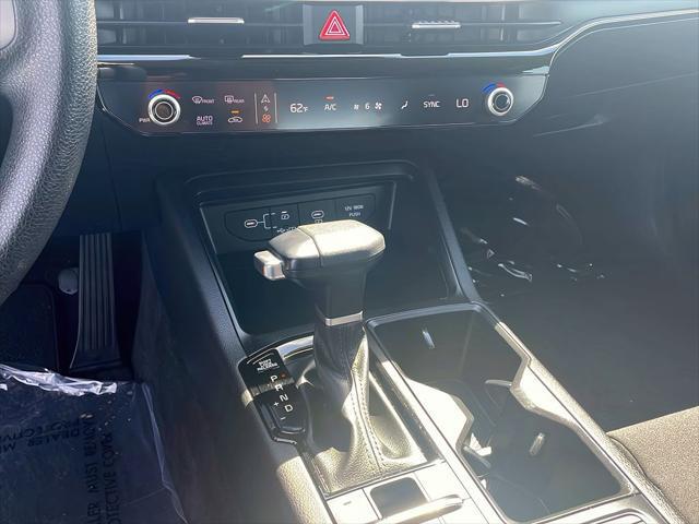 2025 Kia K5 LXS