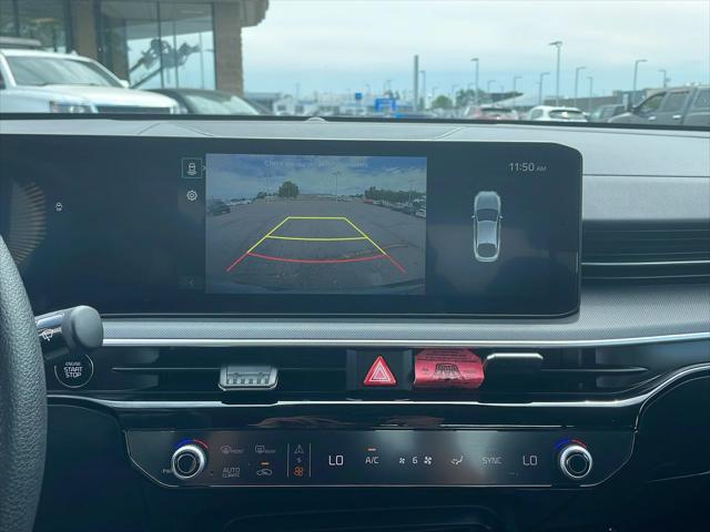 2025 Kia K5 LXS