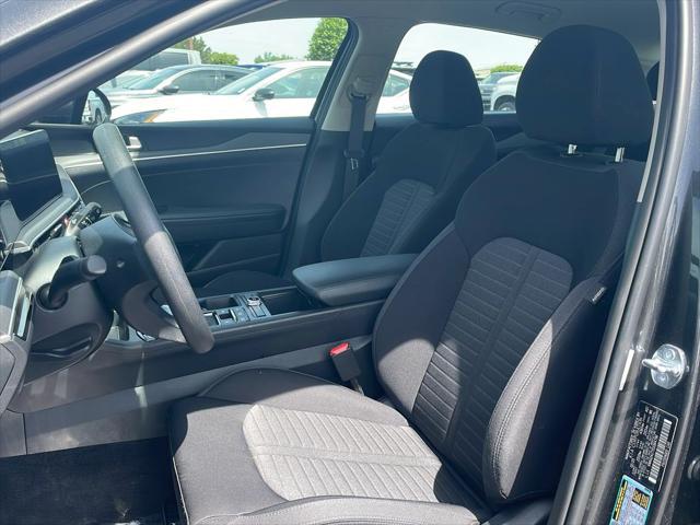 2025 Kia K5 LXS