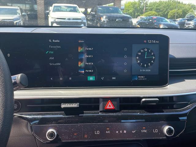 2025 Kia K5 LXS