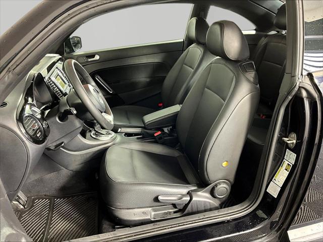 2016 Volkswagen Beetle 1.8T Wolfsburg Edition
