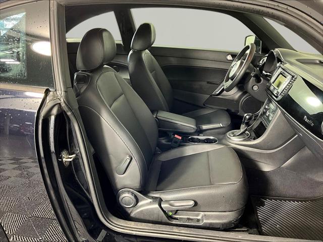 2016 Volkswagen Beetle 1.8T Wolfsburg Edition