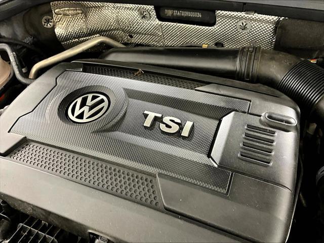 2016 Volkswagen Beetle 1.8T Wolfsburg Edition