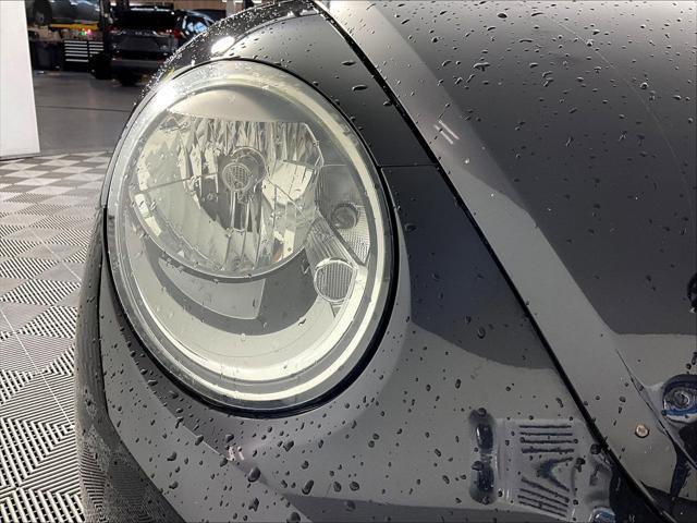 2016 Volkswagen Beetle 1.8T Wolfsburg Edition