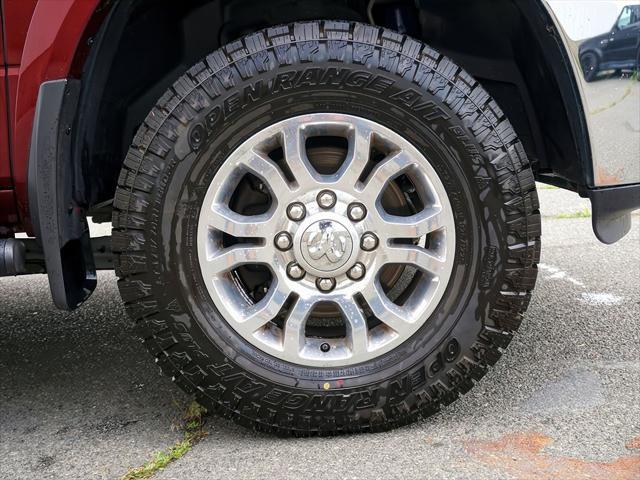 2017 Ram 3500 Laramie Crew Cab 4x4 8' Box