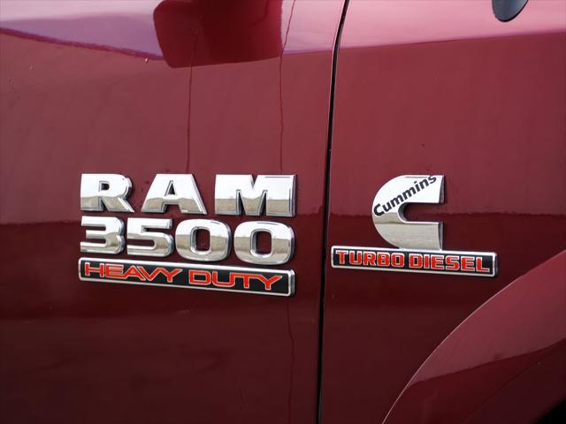 2017 Ram 3500 Laramie Crew Cab 4x4 8' Box