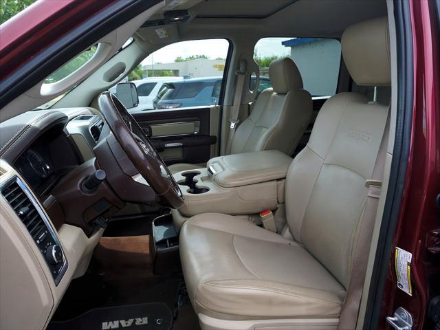 2017 Ram 3500 Laramie Crew Cab 4x4 8' Box