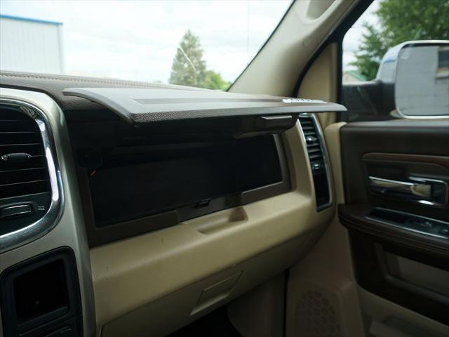 2017 Ram 3500 Laramie Crew Cab 4x4 8' Box