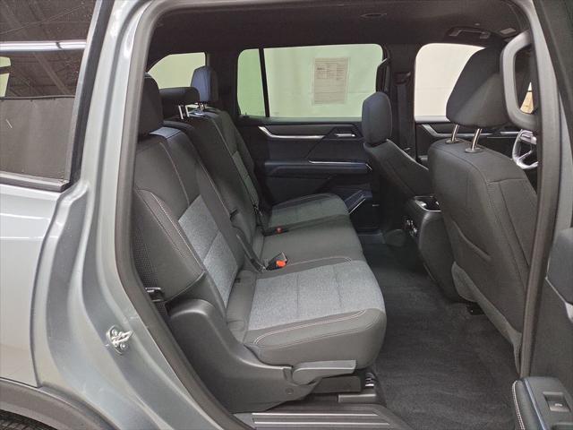2025 GMC Acadia Elevation AWD