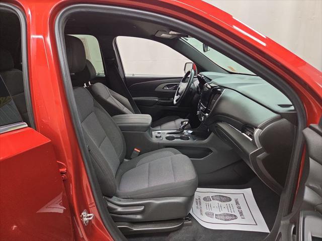 2023 Chevrolet Traverse AWD LT Cloth