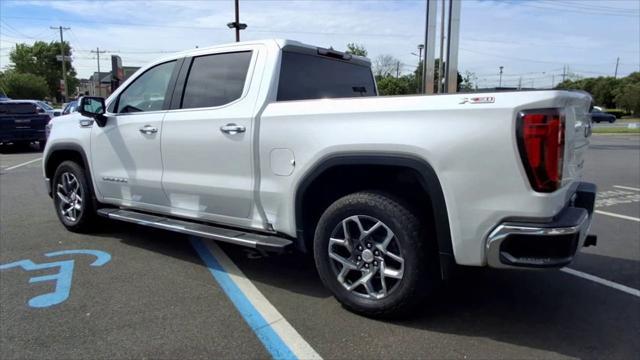 2023 GMC Sierra 1500 4WD Crew Cab Short Box SLT