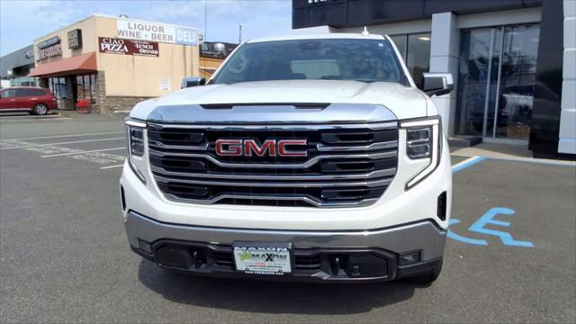 2023 GMC Sierra 1500 4WD Crew Cab Short Box SLT