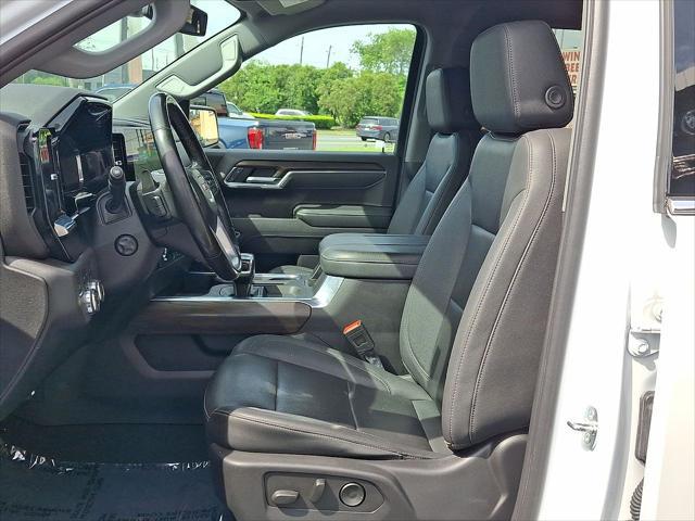 2023 GMC Sierra 1500 4WD Crew Cab Short Box SLT
