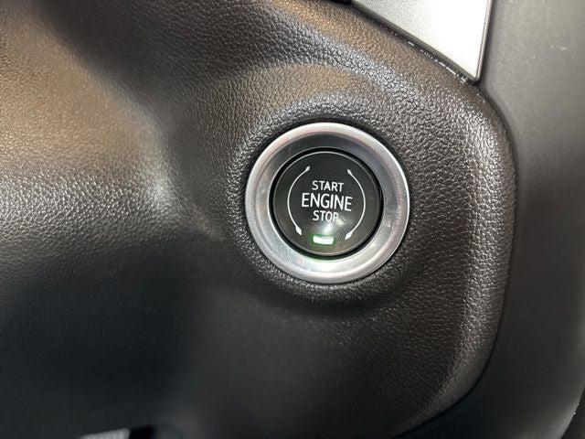 2020 Chevrolet Silverado 1500 4WD Crew Cab Short Bed RST