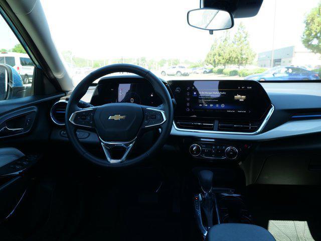 2025 Chevrolet Trax FWD LT