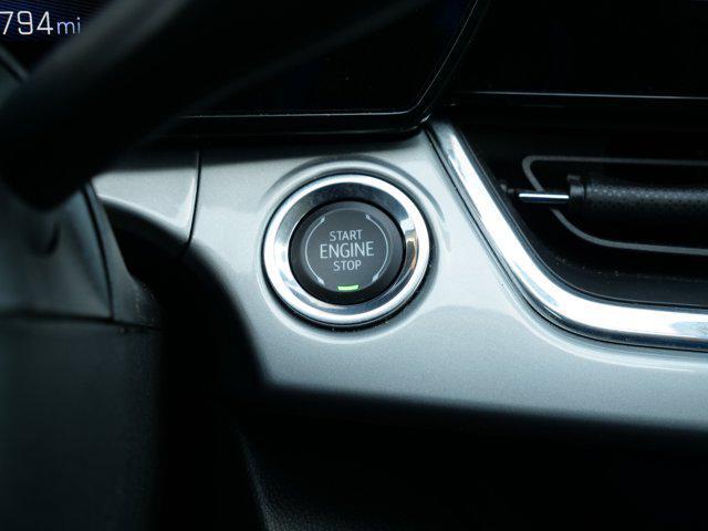 2025 Chevrolet Trax FWD LT