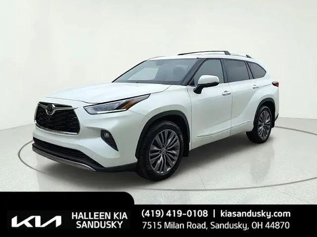 2021 Toyota Highlander Platinum for sale in Sandusky, OH