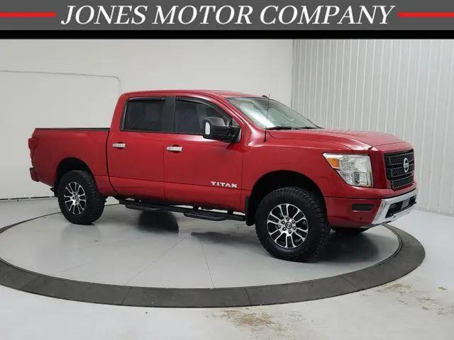 2021 Nissan Titan Crew Cab SV 4x4 for sale in Savannah, TN